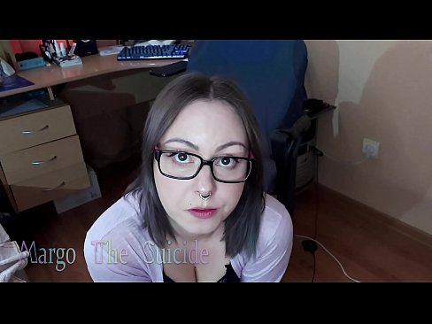 ❤️ Noia sexy amb ulleres xucla un consolador profundament davant la càmera ❤❌ Vídeo de sexe al porno ca.pornohammer.ru